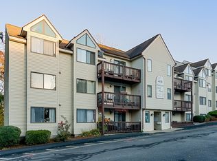 10 Hulbert Rd APT 9, Worcester, MA 01603