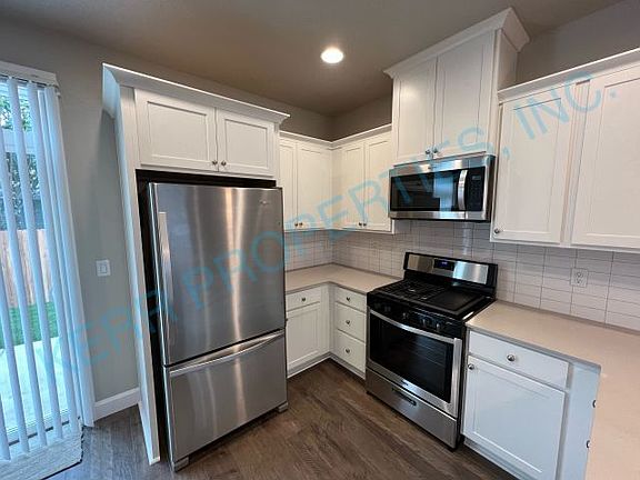 5th image of 13118 SE 21st Ave