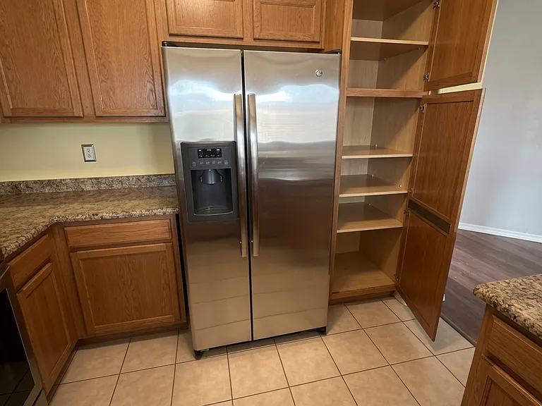 25591 W Saint Catherine Ave — Photo 12