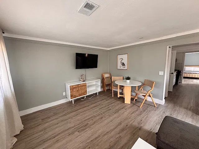 1 bed, 1000 sqft, $1,450 — Photo 4