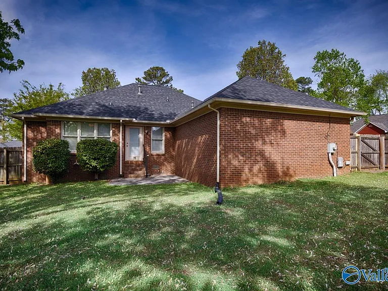 180 Jarrett Ln — Photo 40