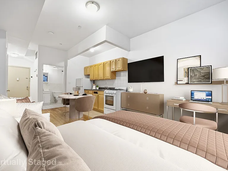 52 W 14th St #4C — Photo 6
