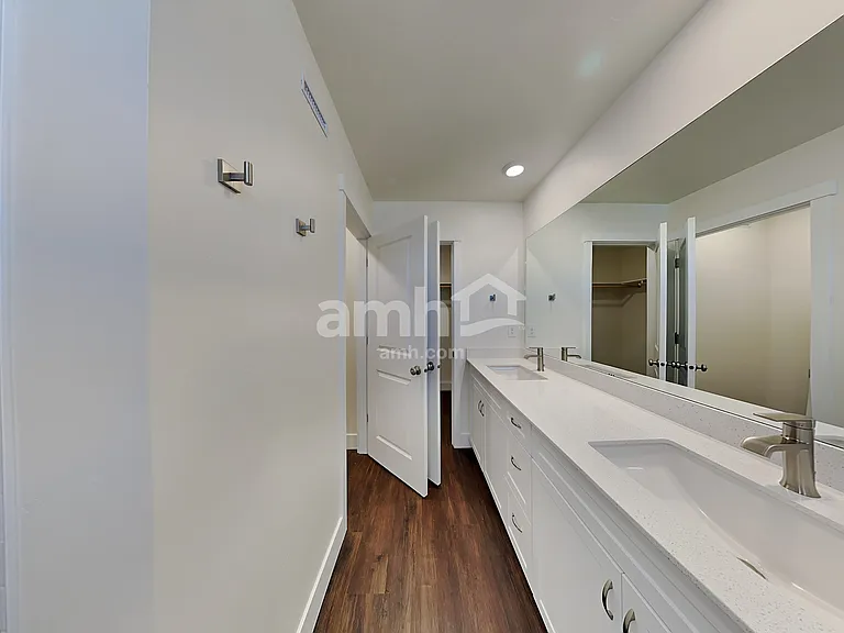 9496 W Clancey St — Photo 12