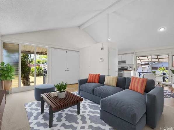 94-1025 Lumiauau St, Waipahu, HI 96797