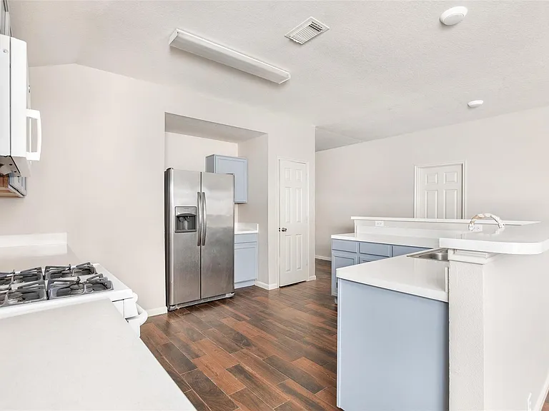 2822 Foster Hill Dr — Photo 11