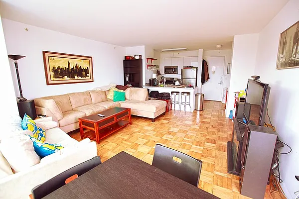 Rented by Keller Williams NYC | media 2