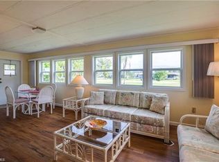 435 Riviera Blvd W, Naples, FL 34112