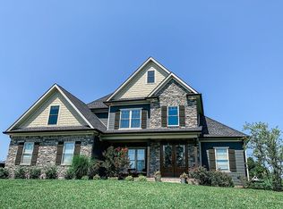 135 Fordes Crossing Dr, Bowling Green, KY 42103