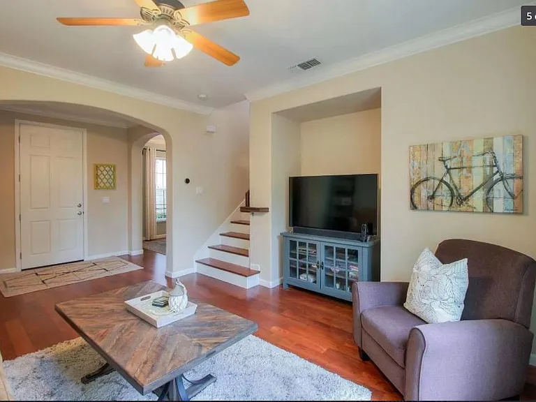 92 Talmont Cir — Photo 4