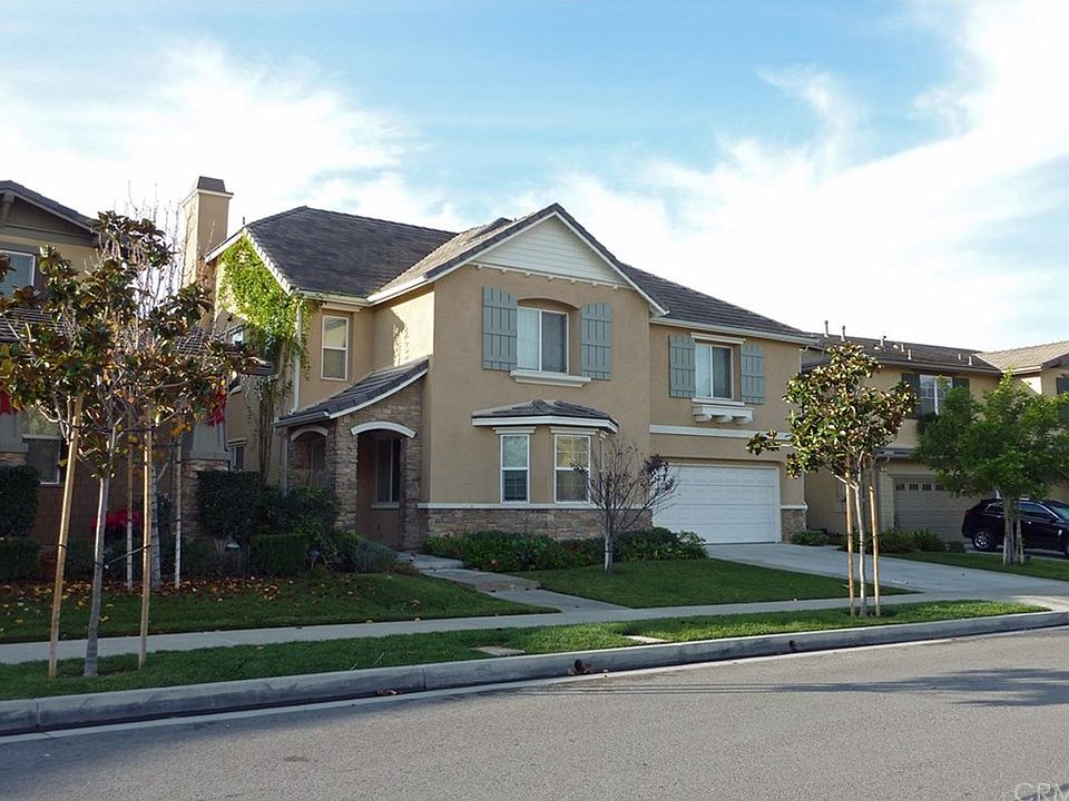1st image of 634 E Vosburg Dr