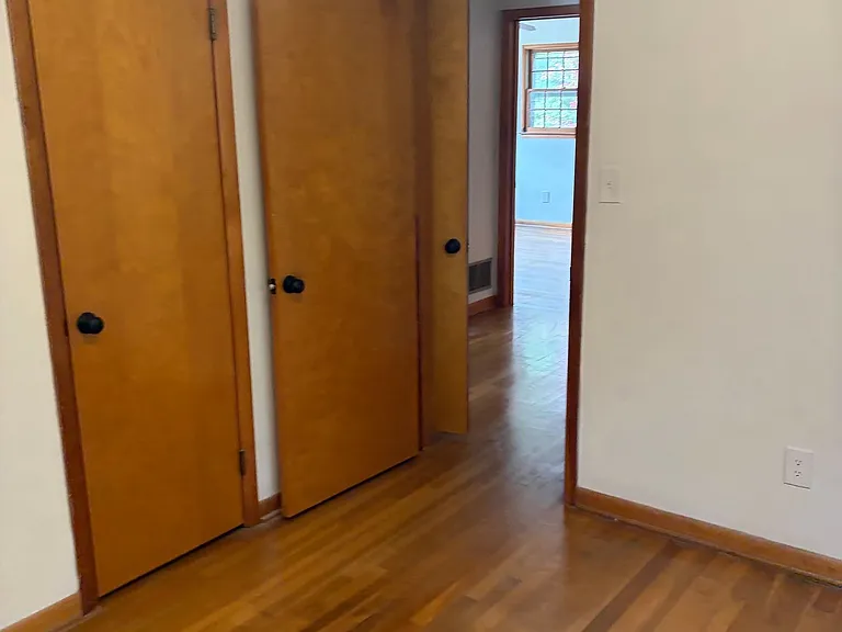 19 Michele Dr — Photo 11