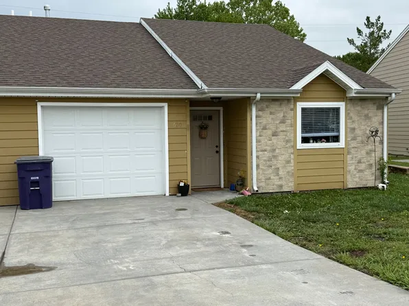 620 Grainfield St, Manhattan, KS 66502