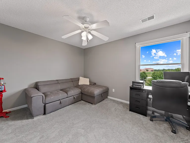 13006 Everett Ct — Photo 11