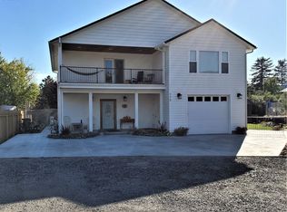 775 Serenity Ln, Union, OR 97883