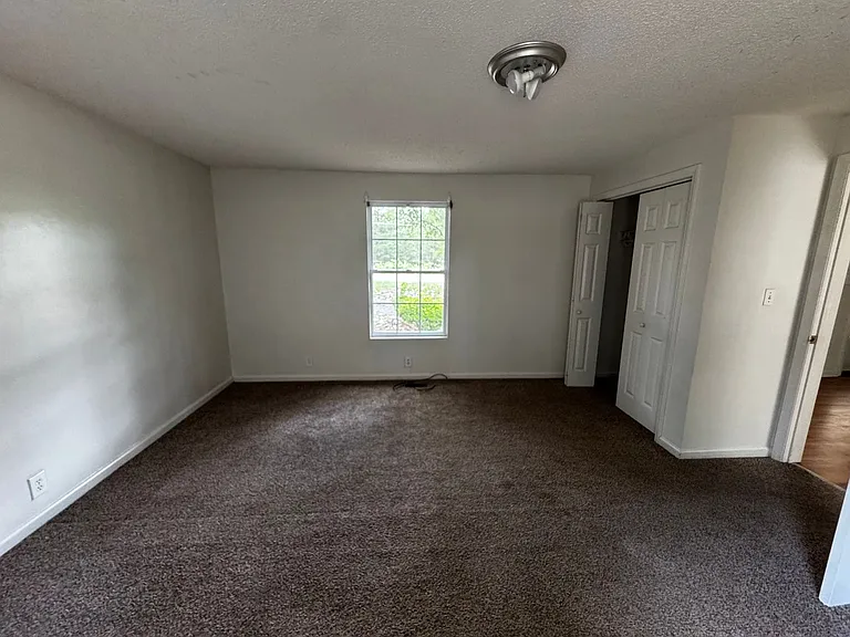 545 Christopher Rd — Photo 8