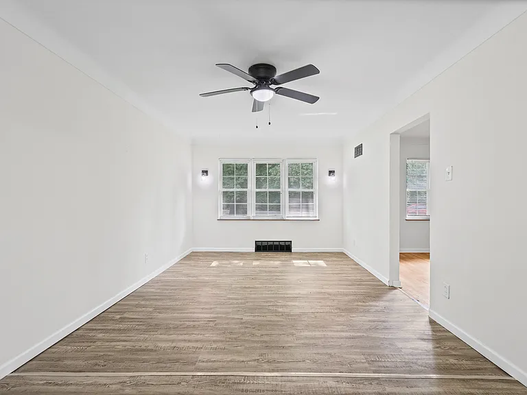 10325 Lookaway Dr — Photo 6