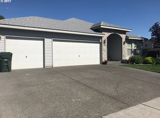 102 NE 11th Pl, Hermiston, OR 97838