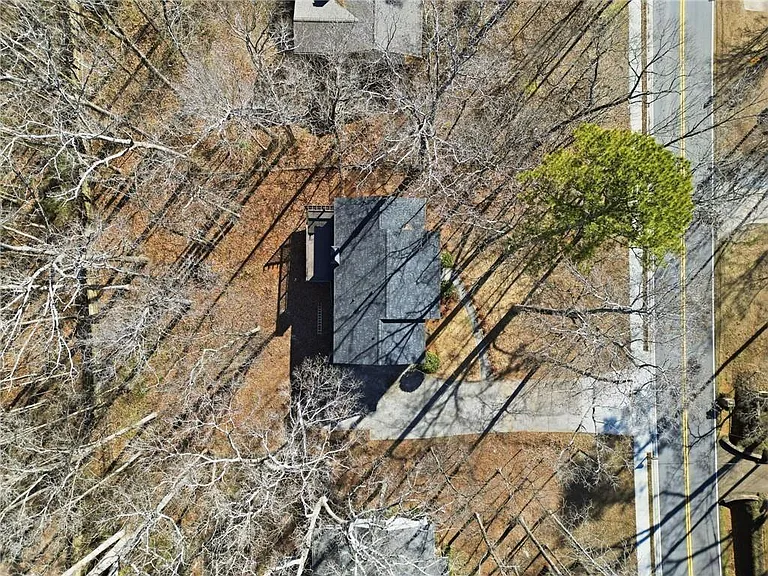 2810 Shaw Rd — Photo 36