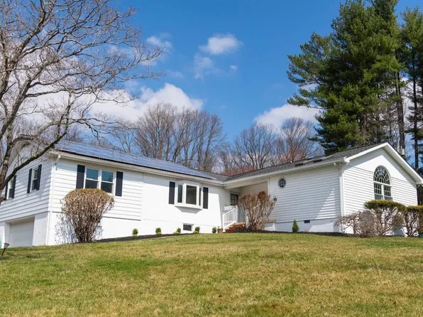 4402 Meadowcliff Rd, Glen Arm, MD 21057