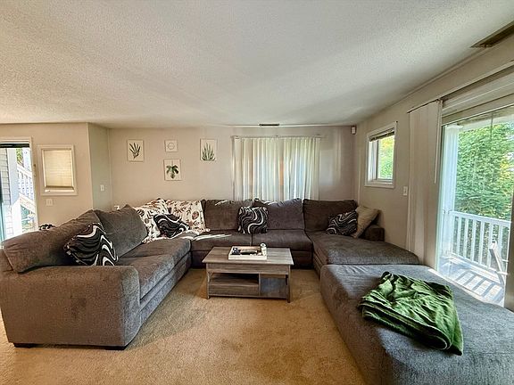 3rd image of 1810 Highland Ave APT 4A