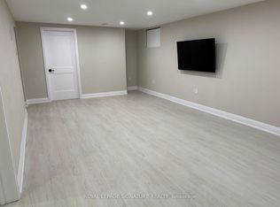 357 Rossland Rd E, Oshawa, ON L1G 2X2