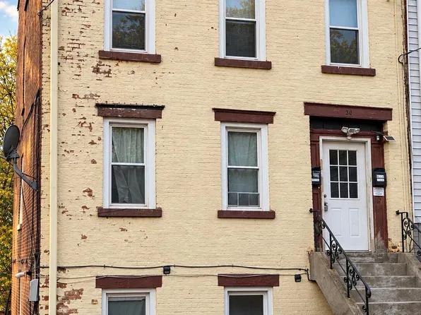 36 13th Street, Troy, NY 12180