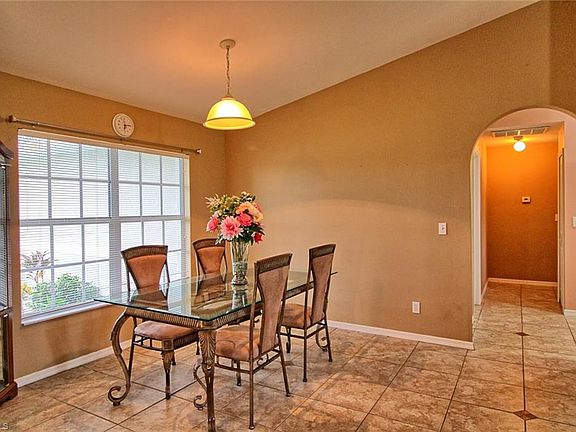 5th image of 2603 NE 21st Ave