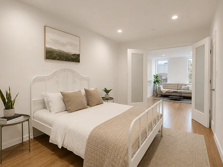 272 Smith St #4R — Photo 4