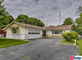 8720 Charles St, Omaha, NE 68114