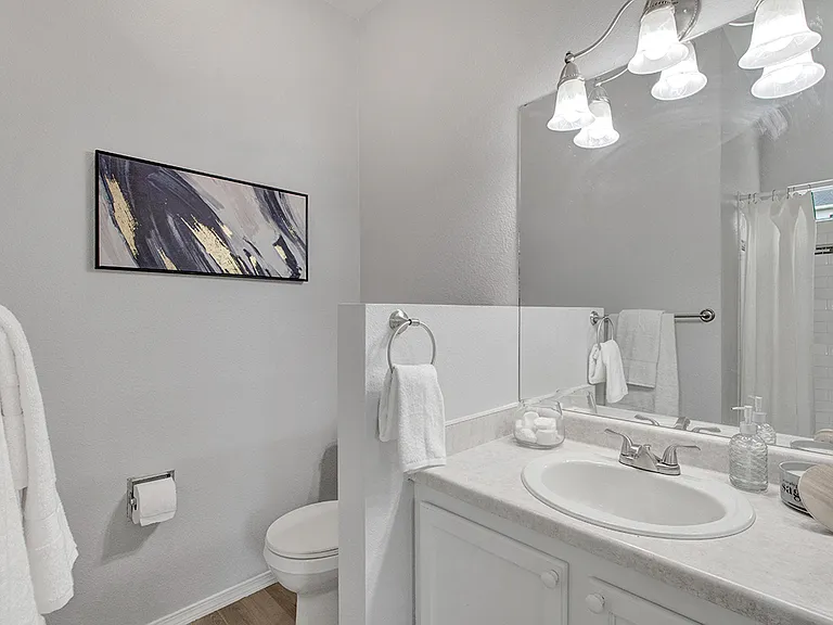 8335 Saint Helena Dr — Photo 20