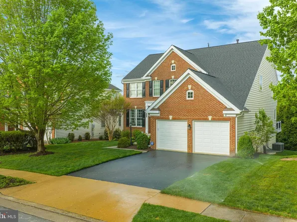 9038 Merlot Ct, Bristow, VA 20136