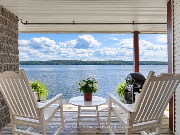 10 Coveside Dr #106, Huntsville, ON P1H 1C3