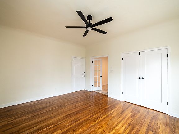 5th image of 1344 S Dunsmuir Ave #3