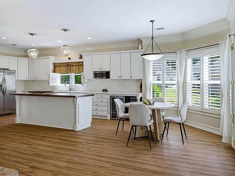 210 Masters View Ct — Photo 15