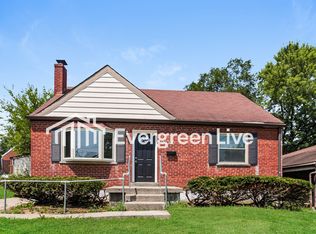 2430 Chopin Dr, Cincinnati, OH 45231