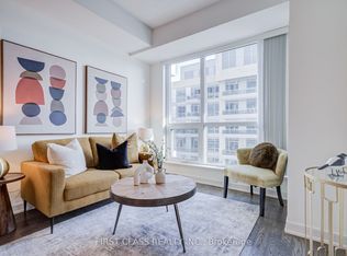 9201 Yonge St #911, Richmond Hill, ON