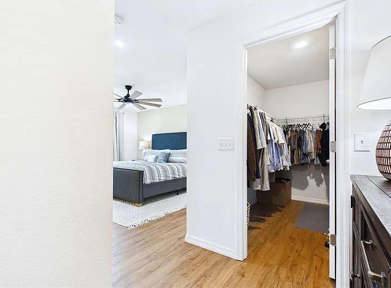 3802 E Curtis St — Photo 14