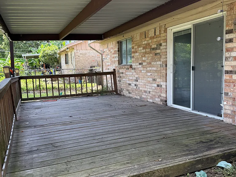 666 Overbluff St — Photo 4