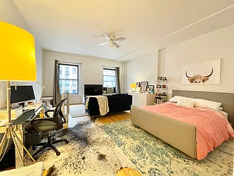 Rented by Lucas X Realty LLC