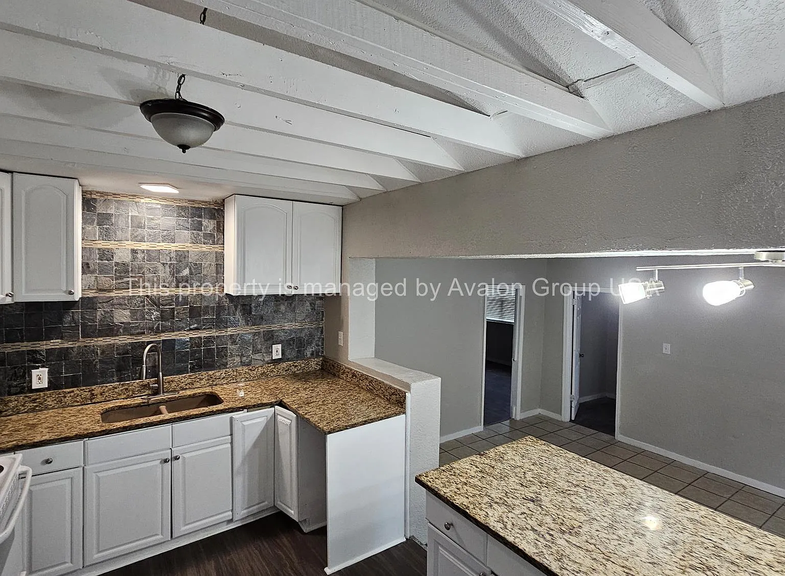 4 bed, 1590 sqft, $1,575 — Photo 3