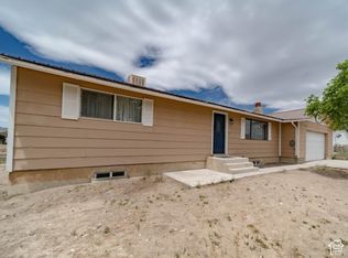 195 N 800 W, Cleveland, UT 84518