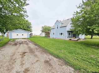 401 Chestnut Ave, Saronville, NE 68975