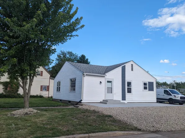 102 S West St, Milroy, IN 46156