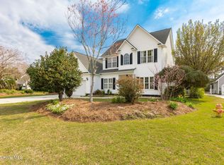 111 Plantation Cir, Beaufort, NC 28516