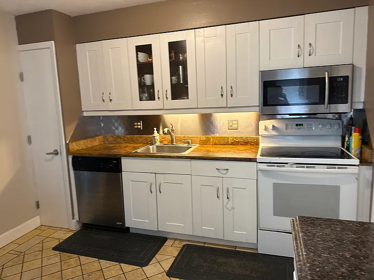 32697 Jefferson Dr — Photo 3