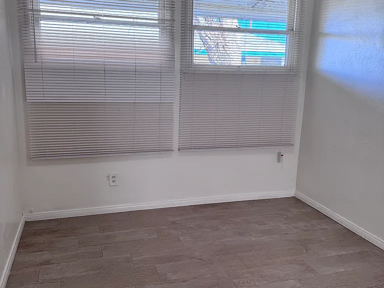 45126 Redwood Ave #1 — Photo 6