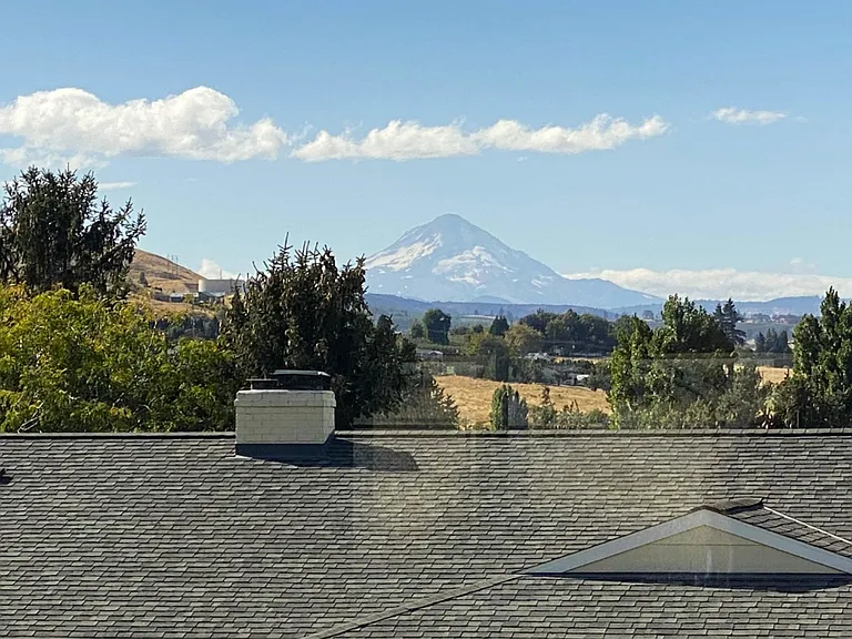 610 Summit Ridge Dr — Photo 4