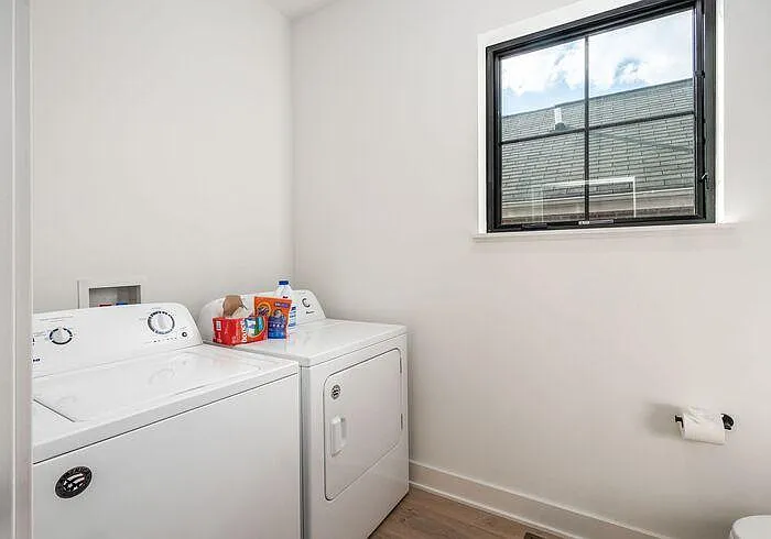 460 South Ln — Photo 30