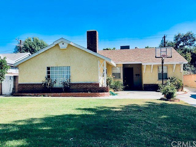 2nd image of 1230 E Idahome St