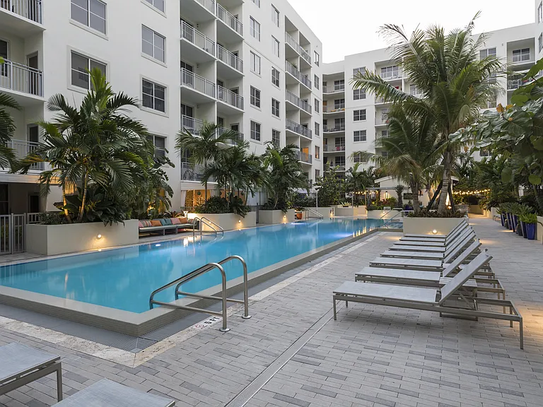 Berkshire Lauderdale By The Sea — Photo 8